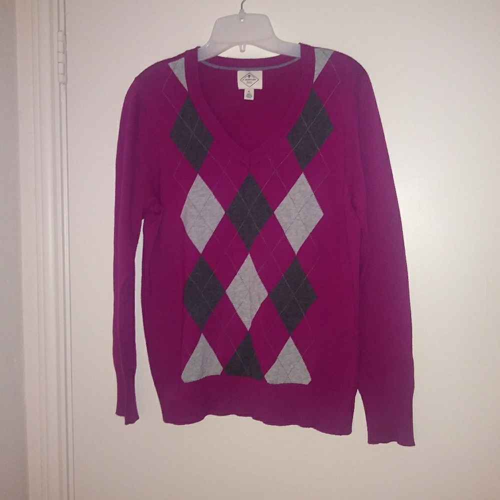 Long sleeve pink sweater
